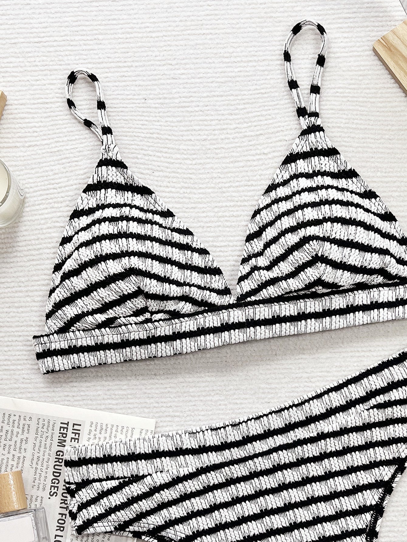 Women's Seperated Swimwear Black And White Contrast Color Bikini
